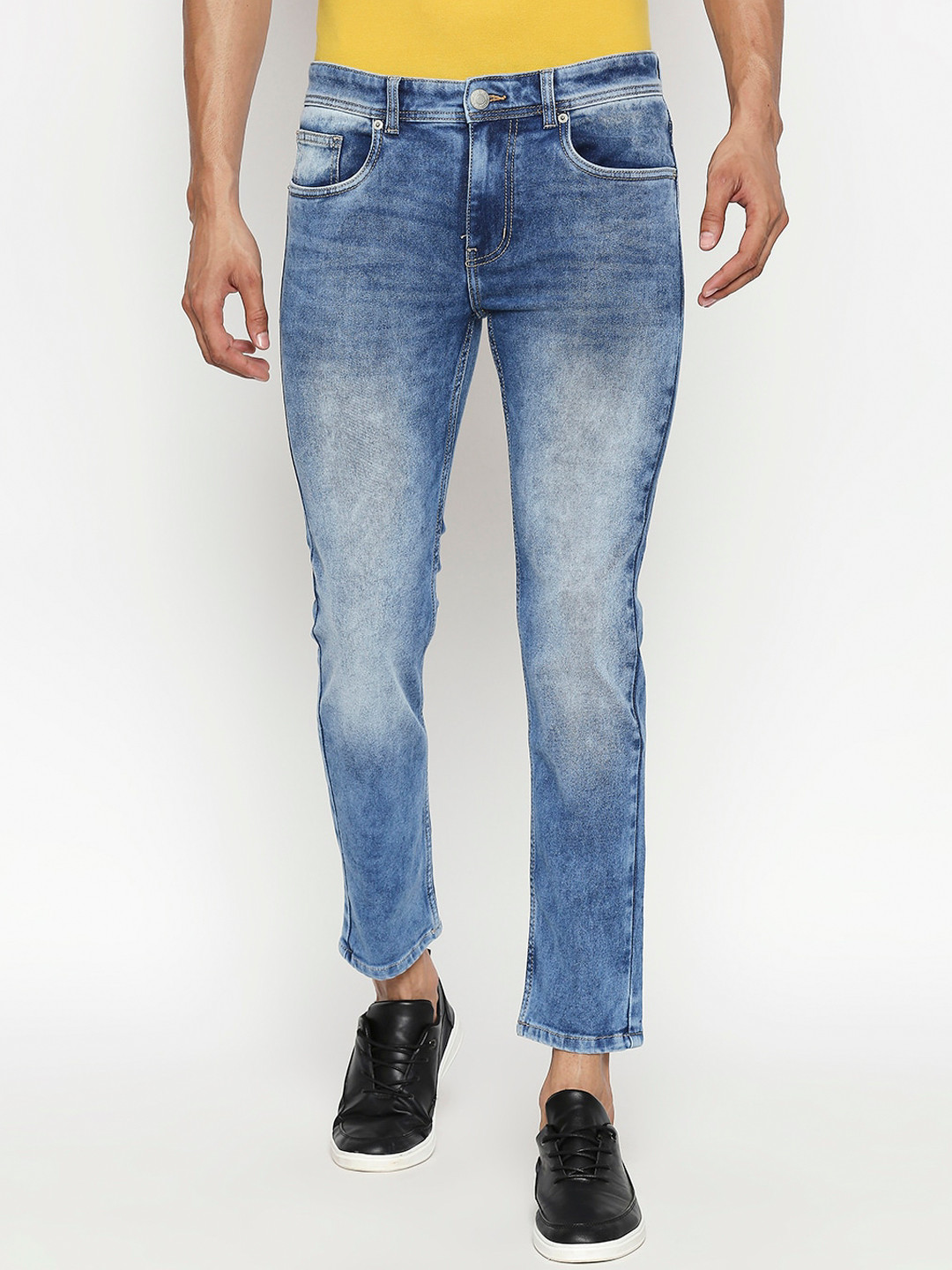 

People Men Blue Skinny Fit Mid-Rise Clean Look Stretchable Jeans