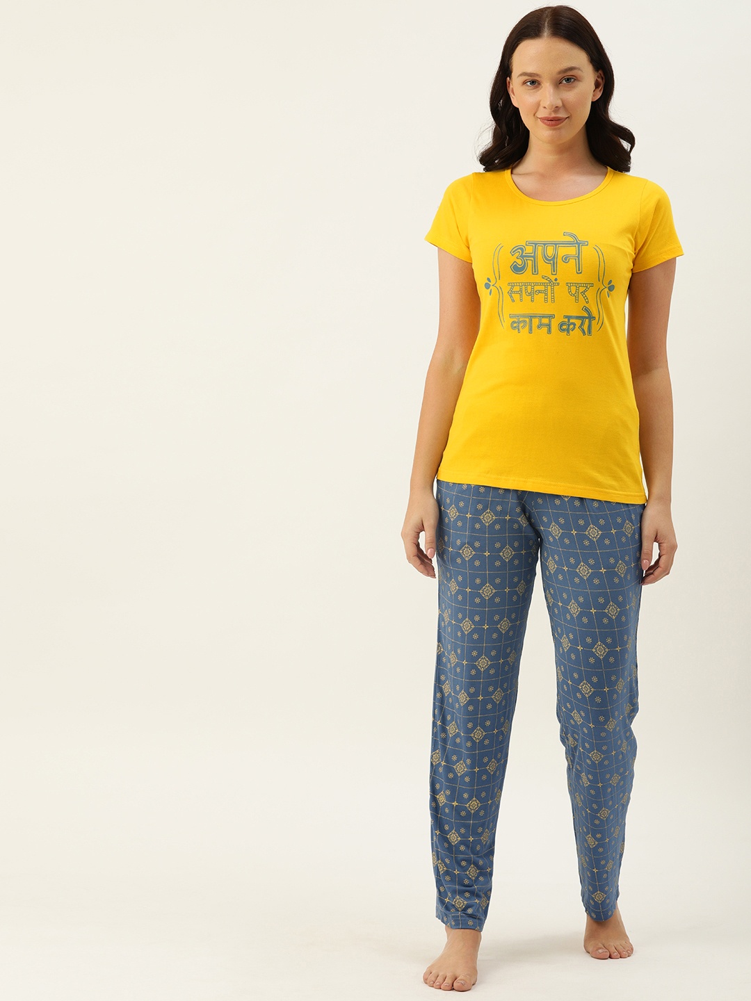 

Clt.s Women Yellow & Blue Printed Night suit