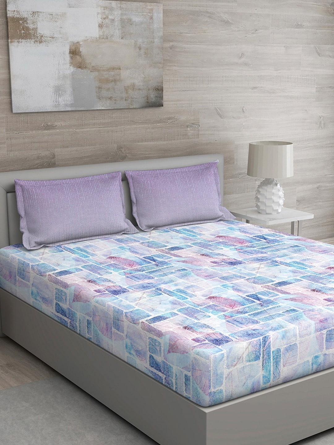 

GM Violet & Blue Floral 144 TC Cotton Bedsheet with 2 Pillow Cover