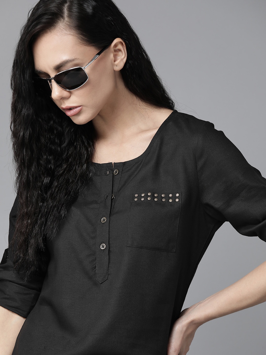 

The Roadster Lifestyle Co Women Black Solid Top