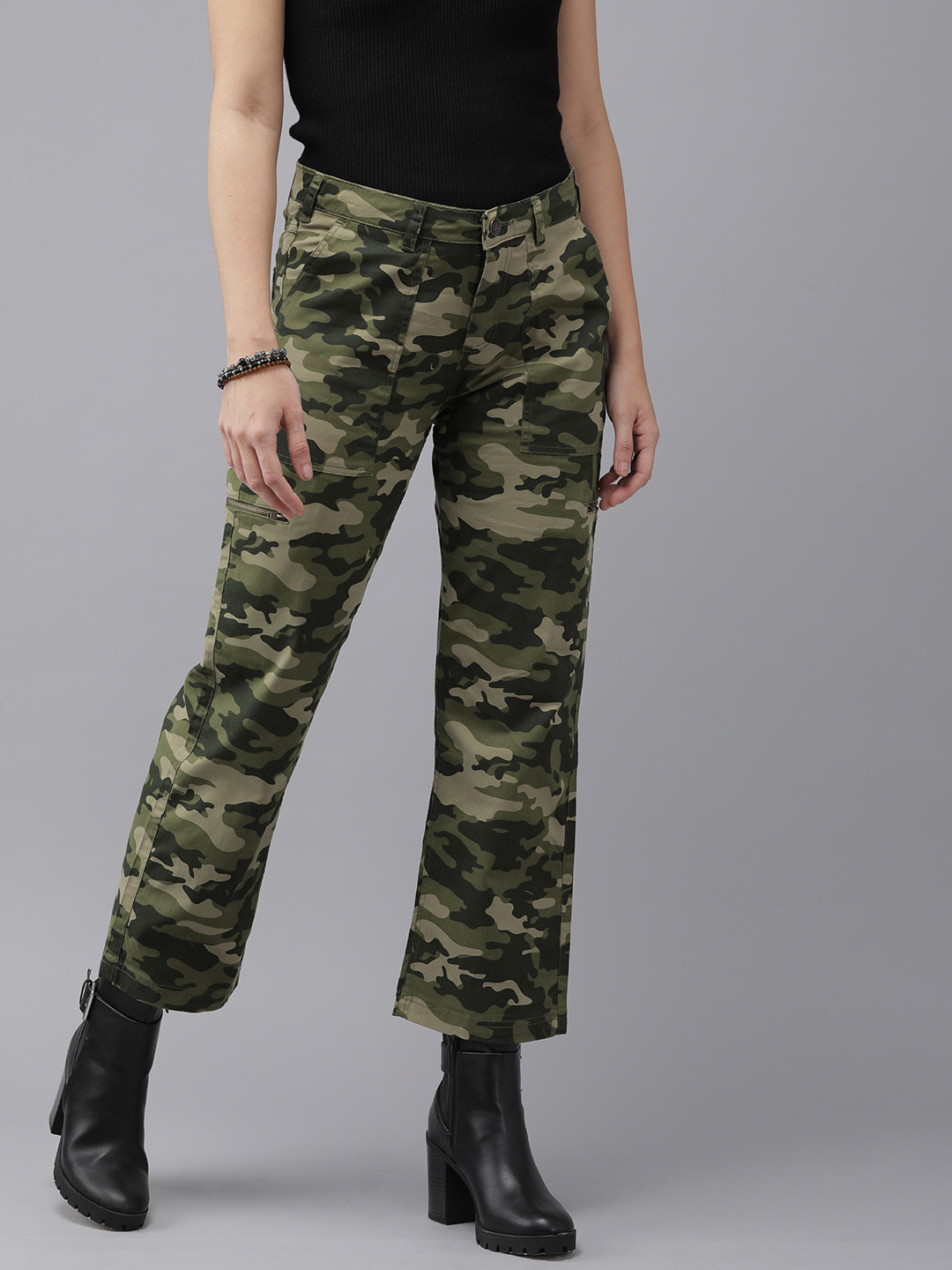 

Roadster Women Olive Green Camouflage Printed Cargos Trousers