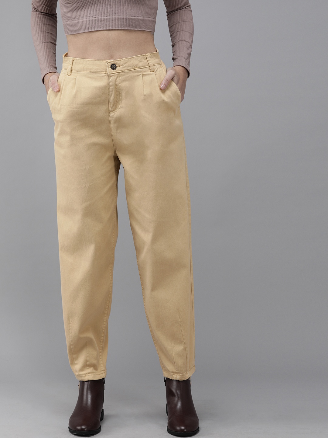 

The Roadster Lifestyle Co Women Beige Pleated Chinos