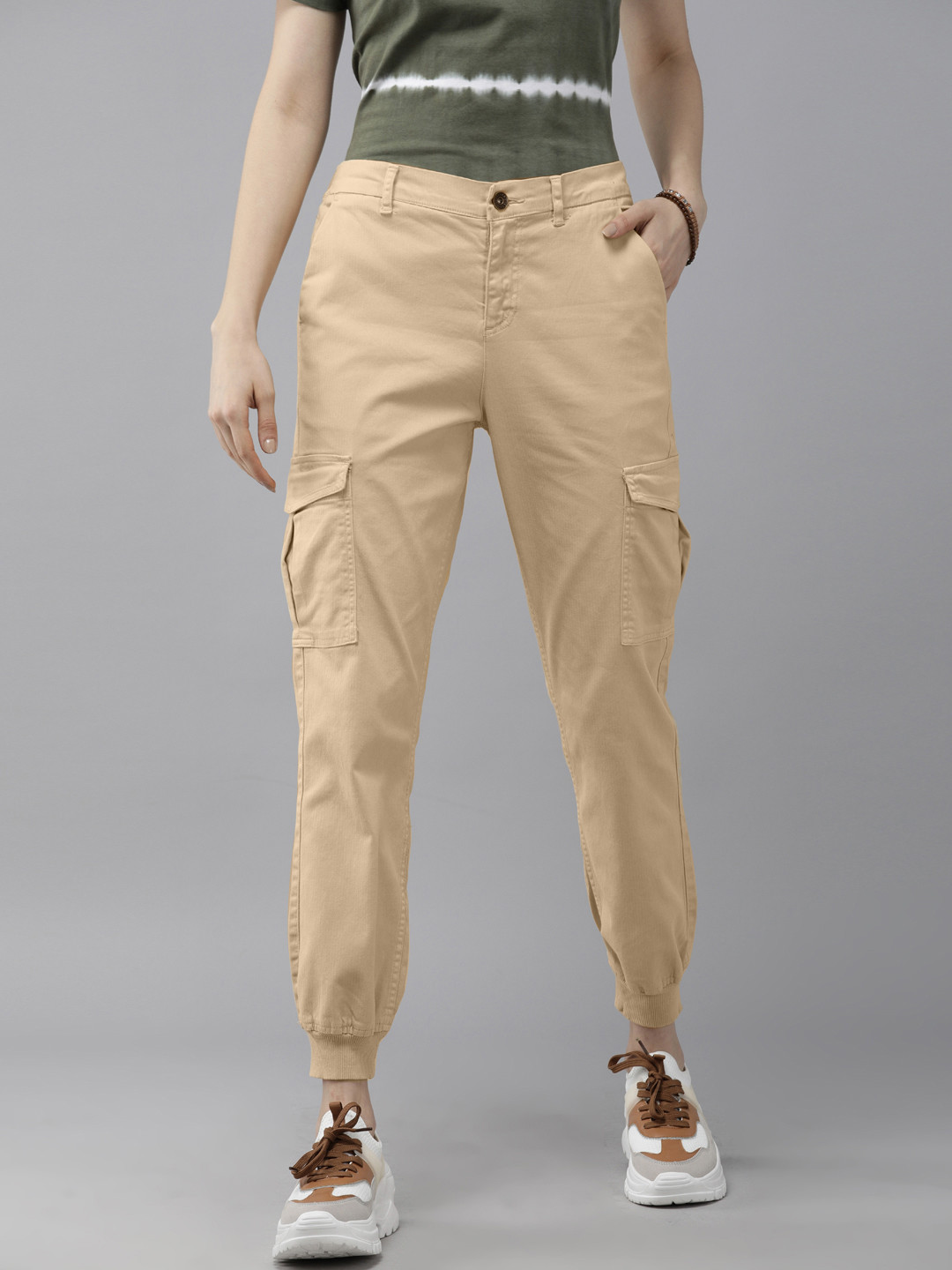 

The Roadster Lifestyle Co Women Beige Solid High-Rise Joggers