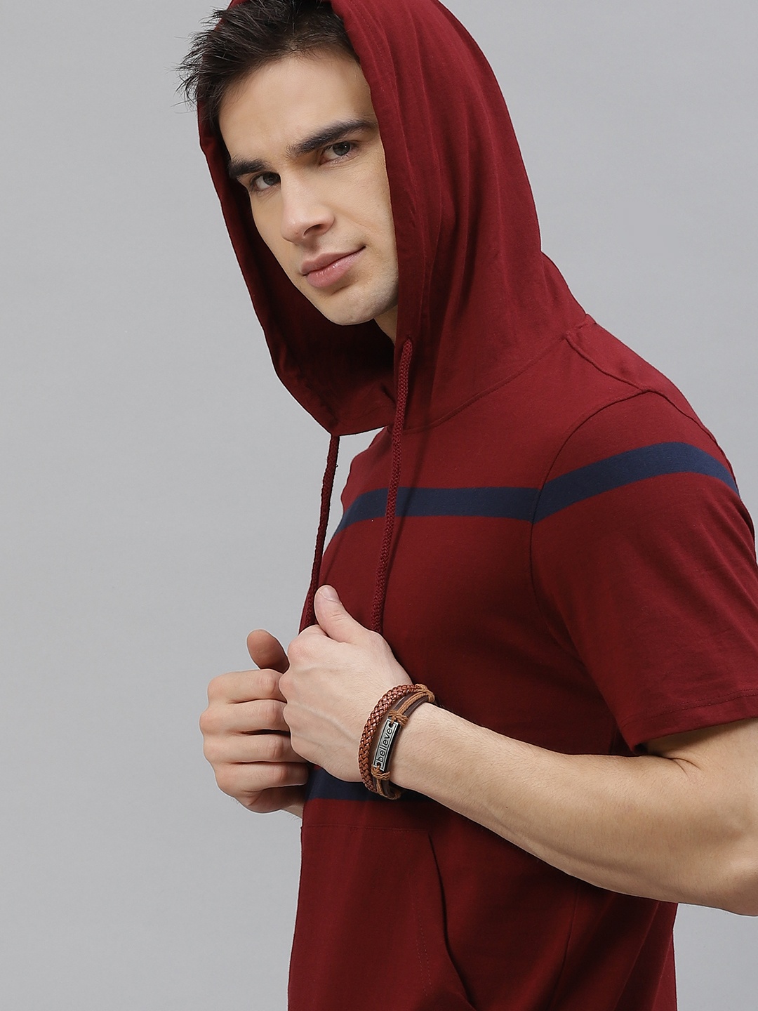 

The Roadster Lifestyle Co Men Maroon & Navy Blue Pure Cotton Striped Hood T-shirt