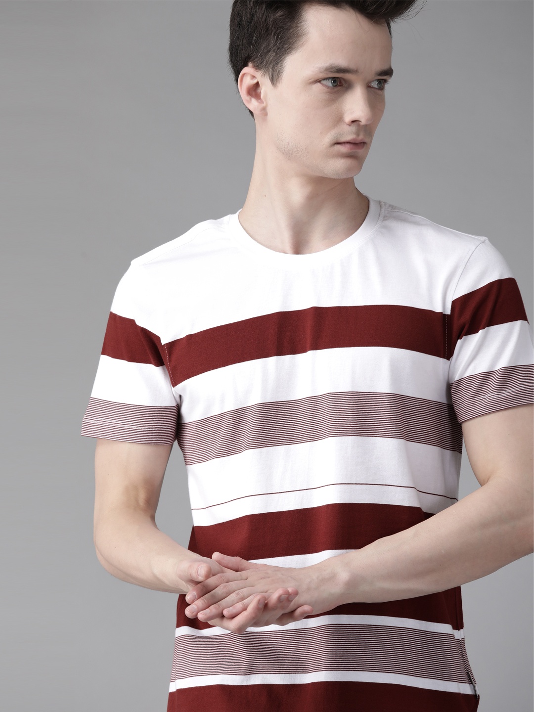 

The Roadster Lifestyle Co Men White & Maroon Striped Pure Cotton Round Neck T-shirt