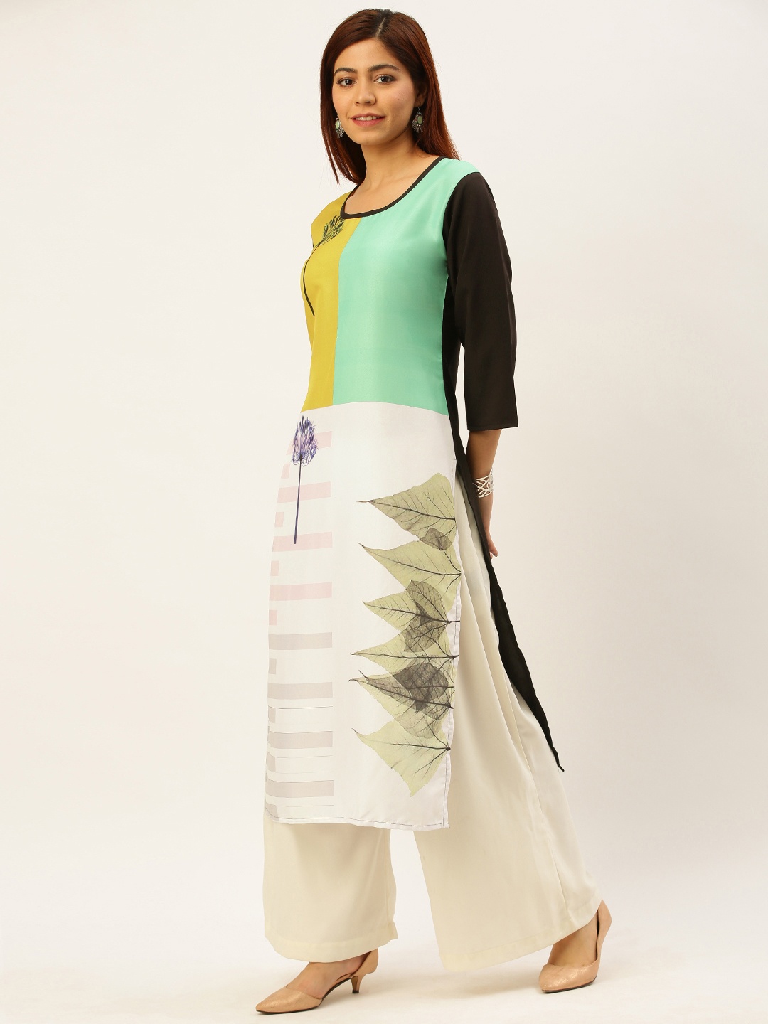 

Rajnandini Women Multicoloured Floral Printed Straight Kurta, Multi