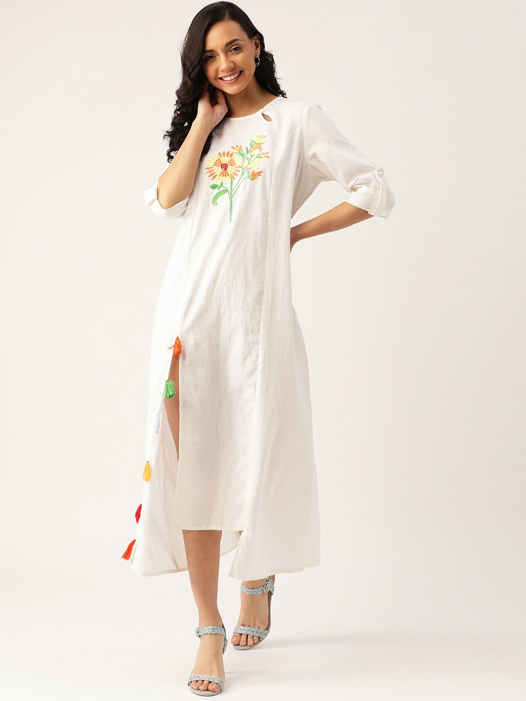 

DODO & MOA Women White & Green Embroidered A-Line Dress