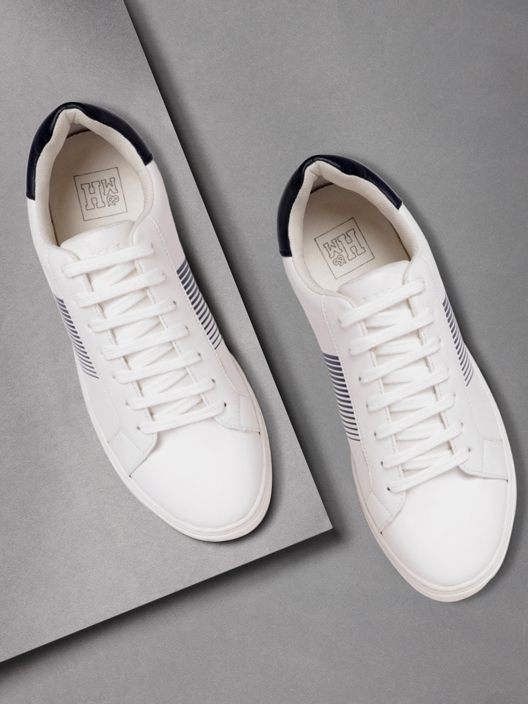 

Mast & Harbour Men White & Navy Blue Striped Detail Sneakers