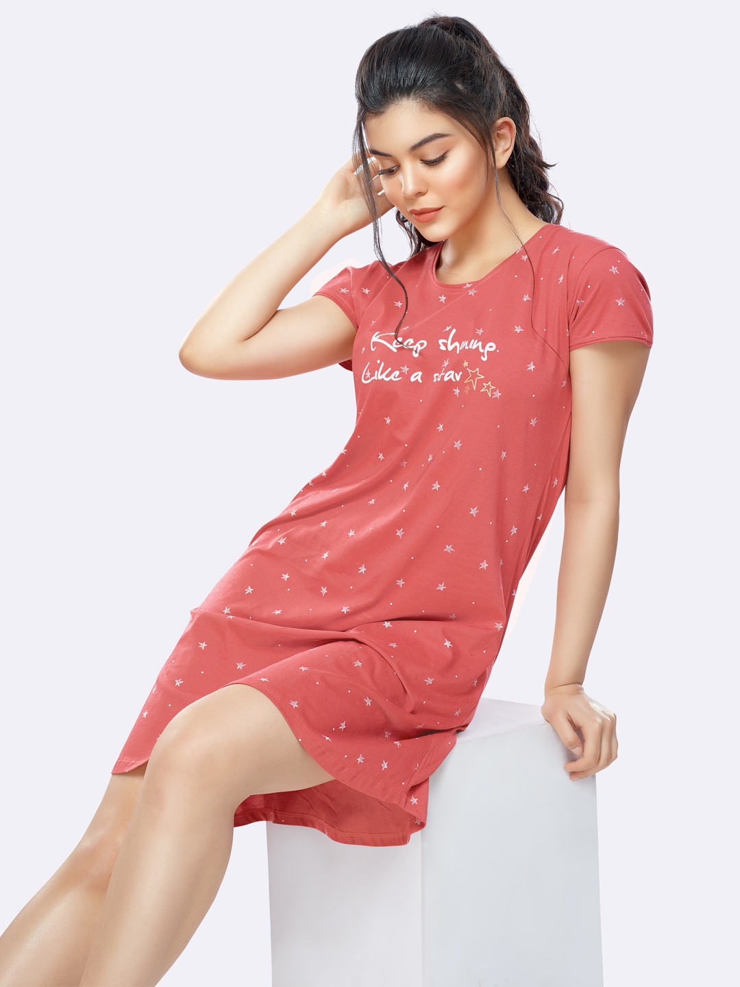 

Zeyo Women Brick Red & White Printed Nightdress