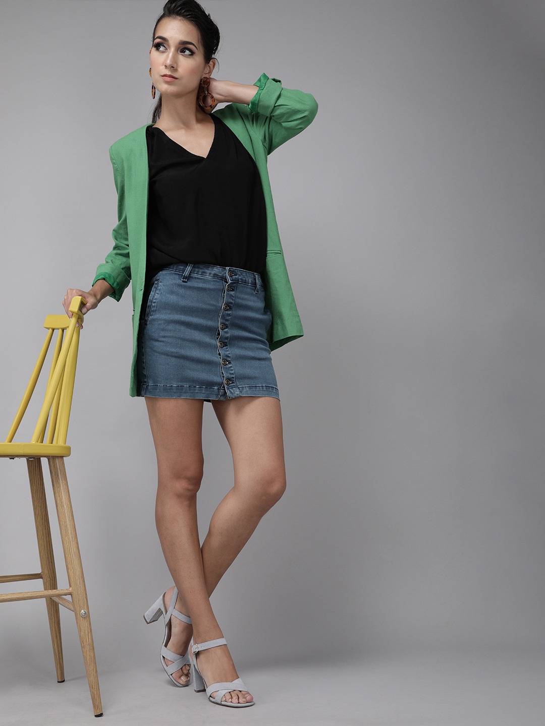 

The Roadster Lifestyle Co Blue Washed Denim Straight Mini Skirt