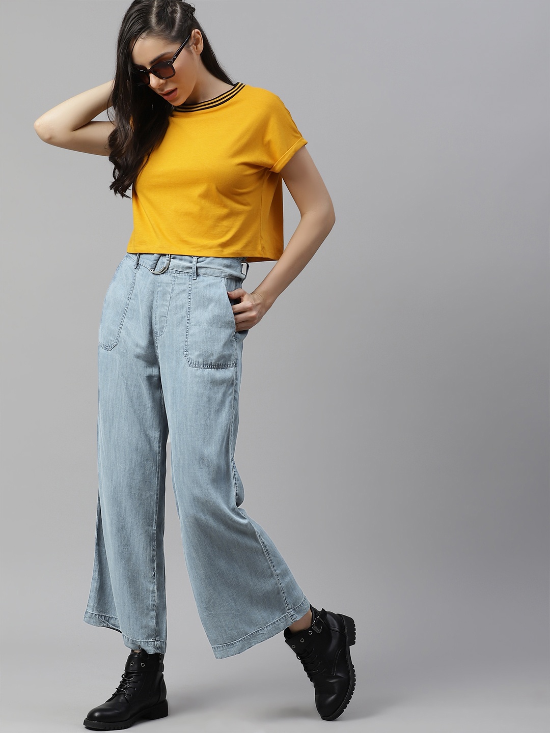 

The Roadster Lifestyle Co Women Blue Wide Leg Stretchable Tencel Jeans