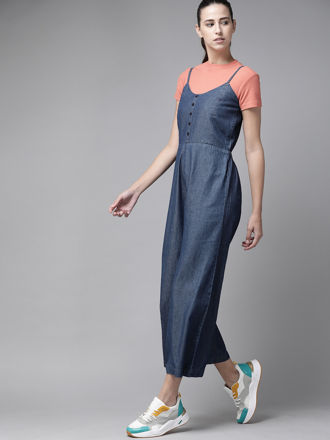 

The Roadster Lifestyle Co Navy Blue Pure Cotton Basic Denim Jumpsuit