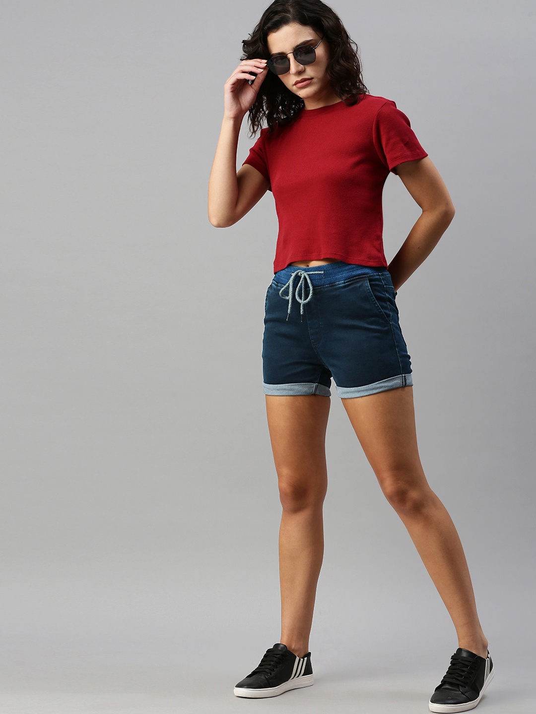 

The Roadster Lifestyle Co Women Blue Washed Regular Fit Comfort Denim Shorts