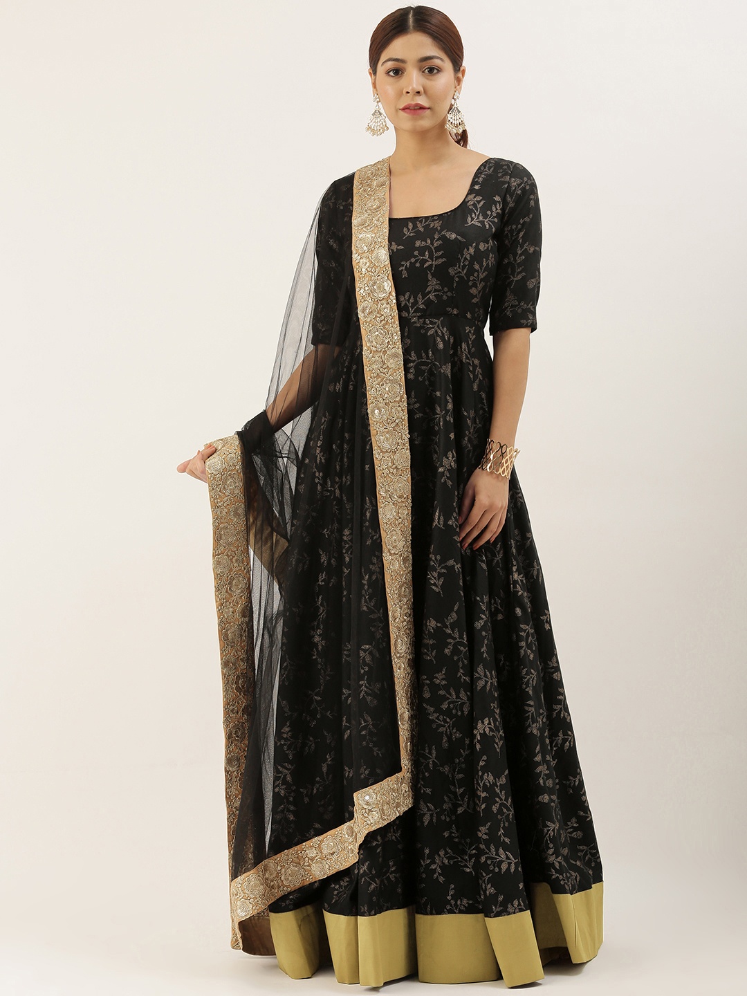 

Ethnovog Women Black Printed Made To Measure Kurta with Trousers Dupatta