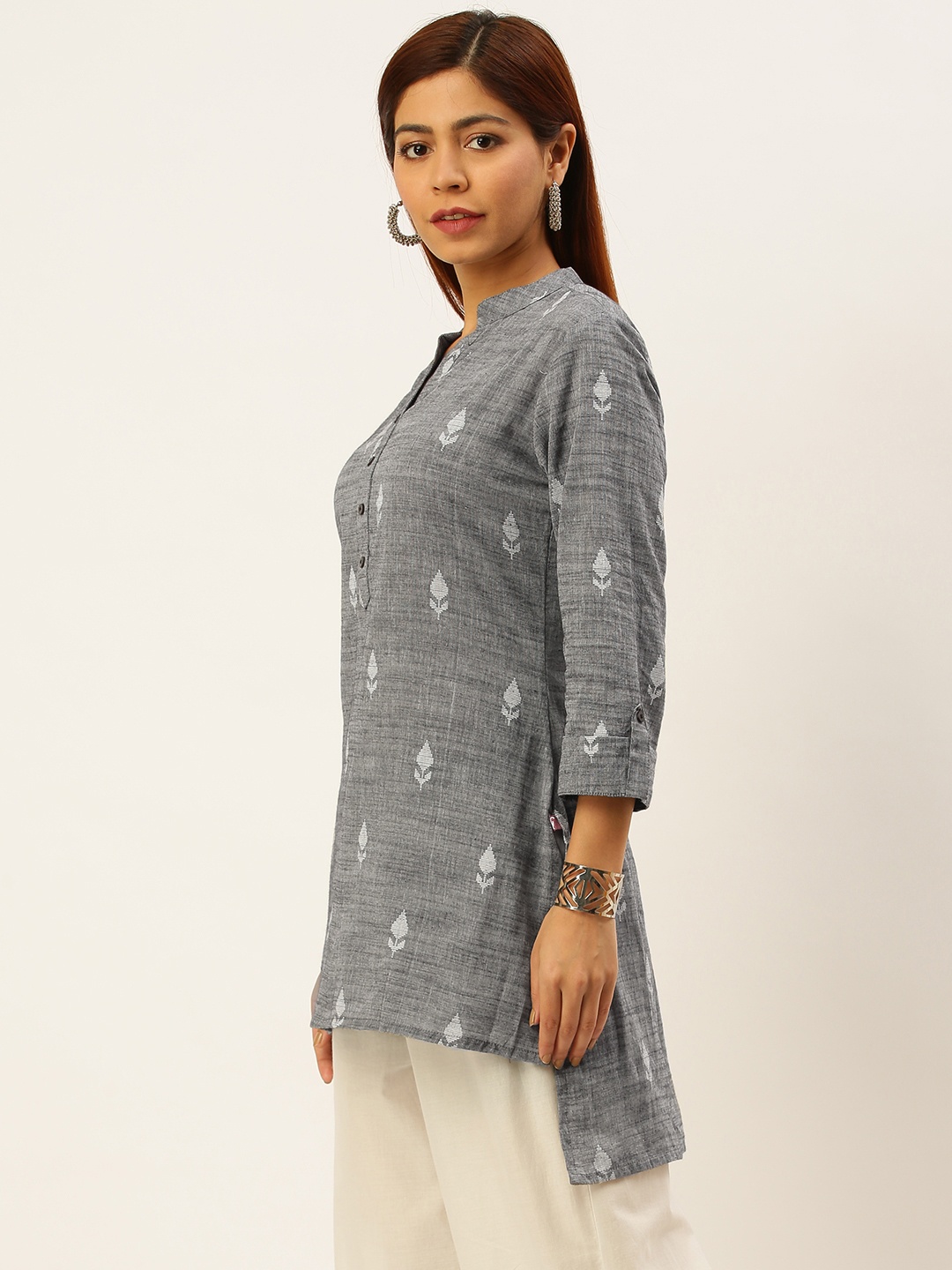 

FLAVIDO Women's Grey and White Woven Design High-Low Kurti