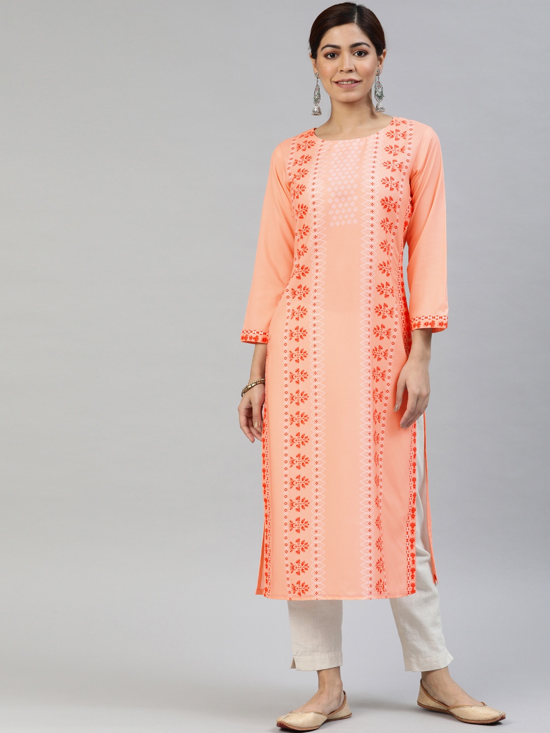 

AHIKA Women Orange & White Floral Printed Straight Kurta