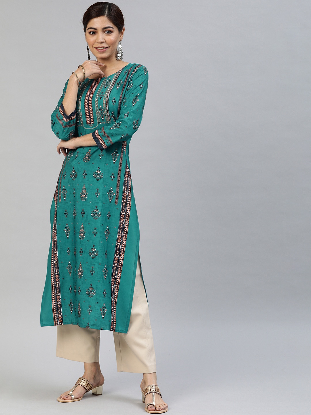 

AHIKA Women Teal Green & Mustard Yellow Printed Straight Kurta