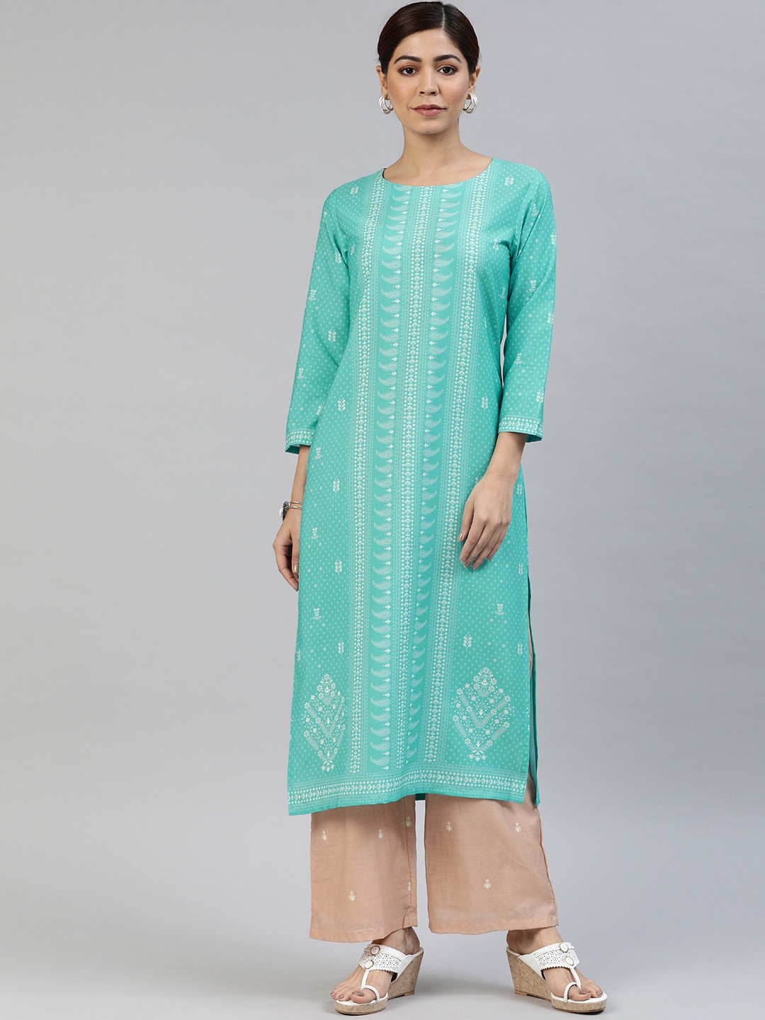 

AHIKA Women Turquoise Blue Printed Straight Kurta