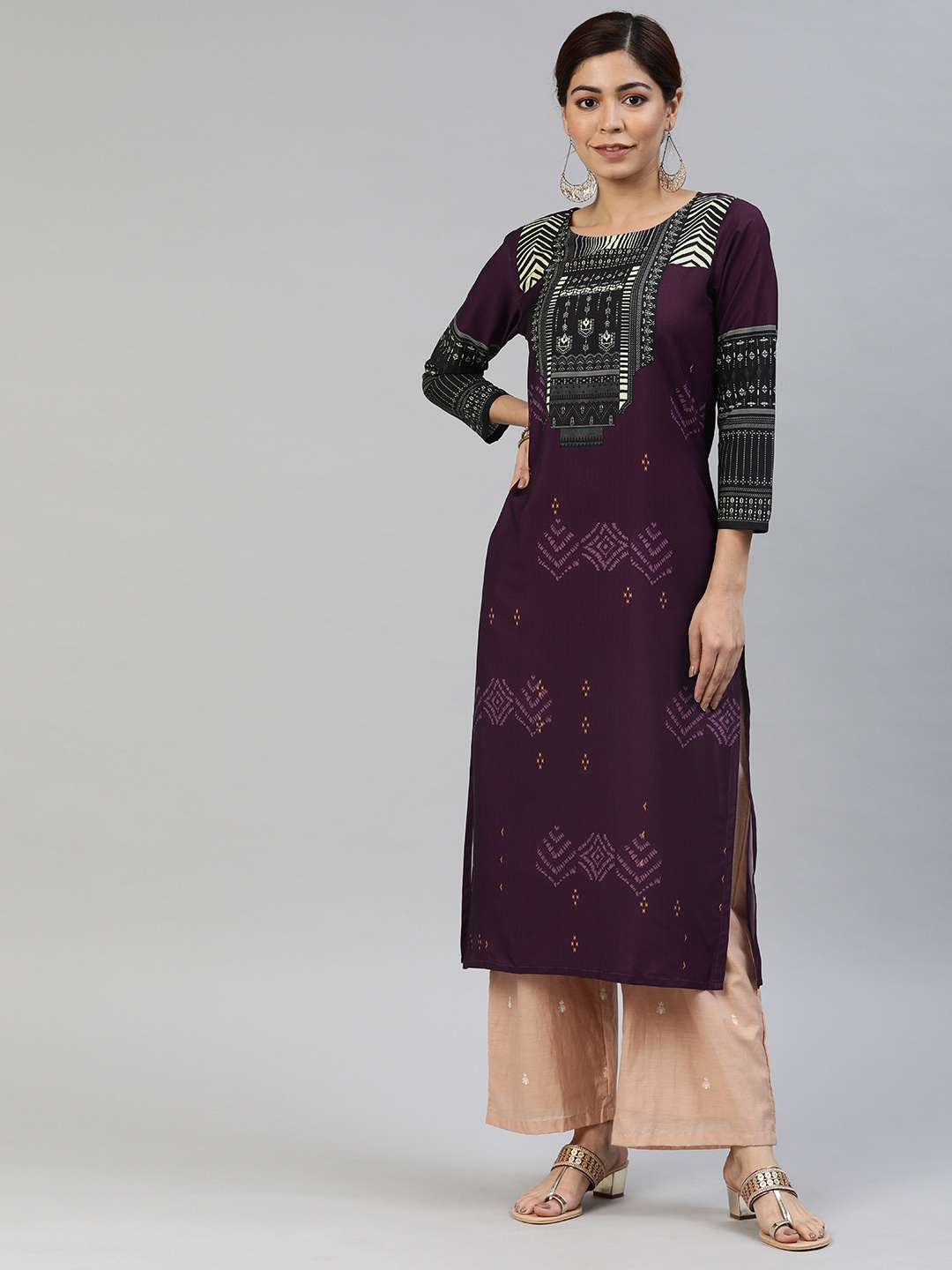 

AHIKA Women Purple & Black Printed Straight Kurta