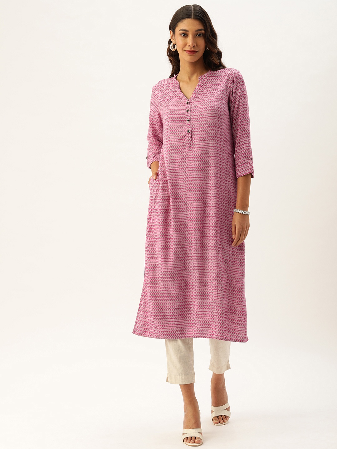 

AMUKTI Women Pink & Off-White Printed Straight Kurta