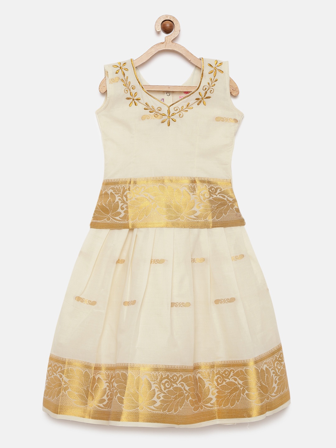 

Kanakadara Off-White & Gold-Toned Ready to Wear Pattu Pavadai