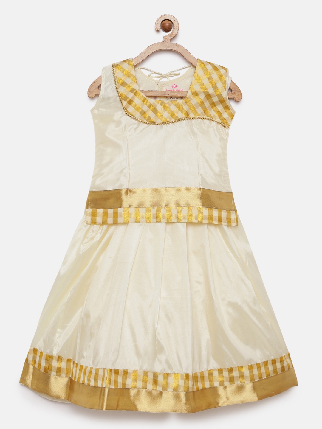 

Kanakadara Girls Off-White Kerala Ready to Wear Pavadai Pattu Pavadai Set