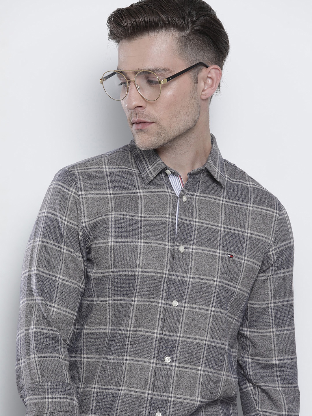 

Tommy Hilfiger Men Blue & Grey Slim Fit Checked Pure Cotton Casual Shirt