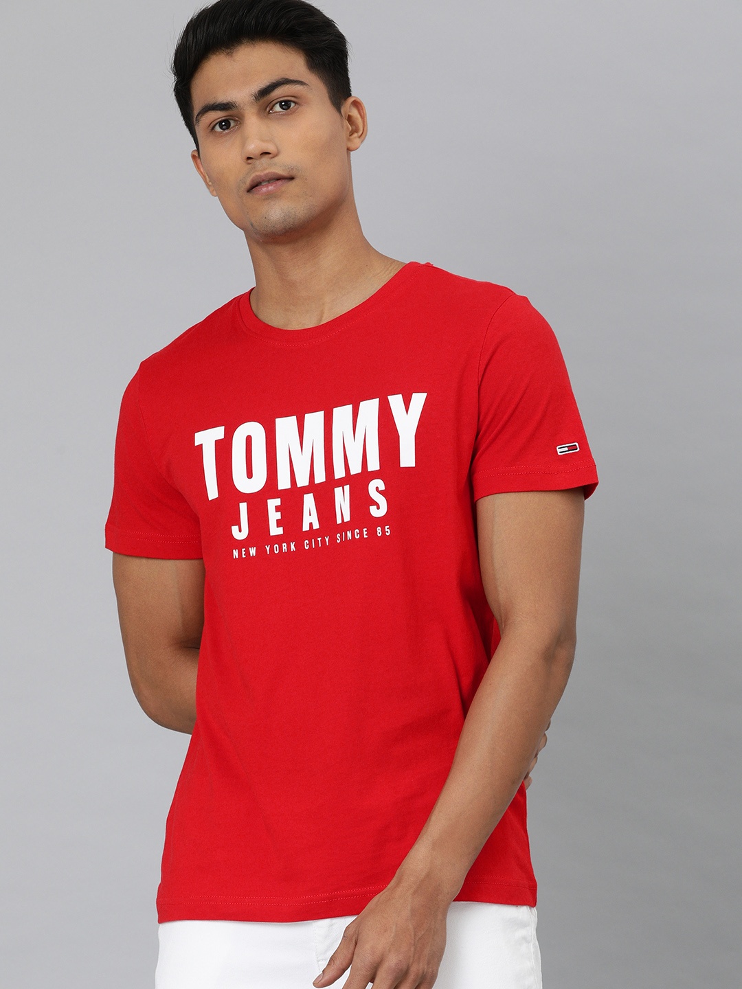 

Tommy Hilfiger Men Red Printed Round Neck Pure Cotton Organic Cotton T-shirt