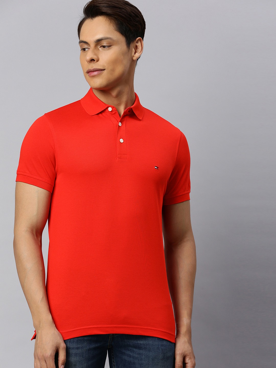 

Tommy Hilfiger Men Red Solid Slim Fit Polo Collar T-shirt