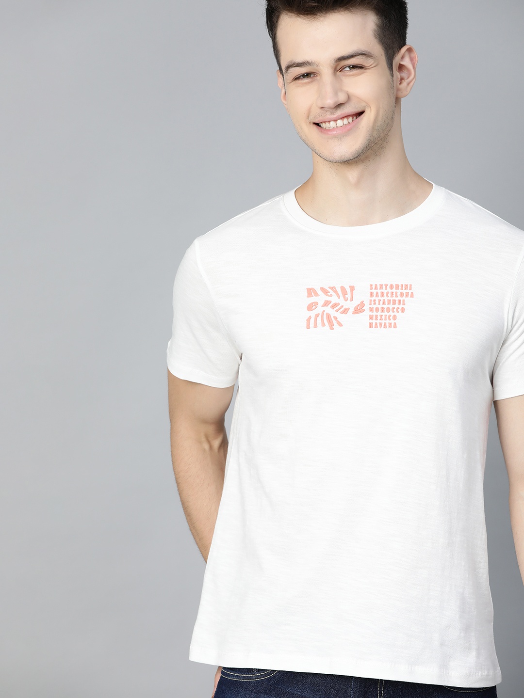 

Mast Harbour Men White Solid Pure Cotton T-shirt