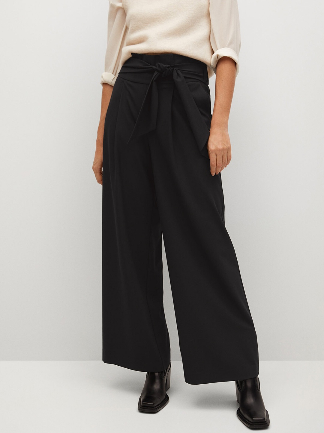 

MANGO Women Black Regular Fit Solid Parallel Trousers