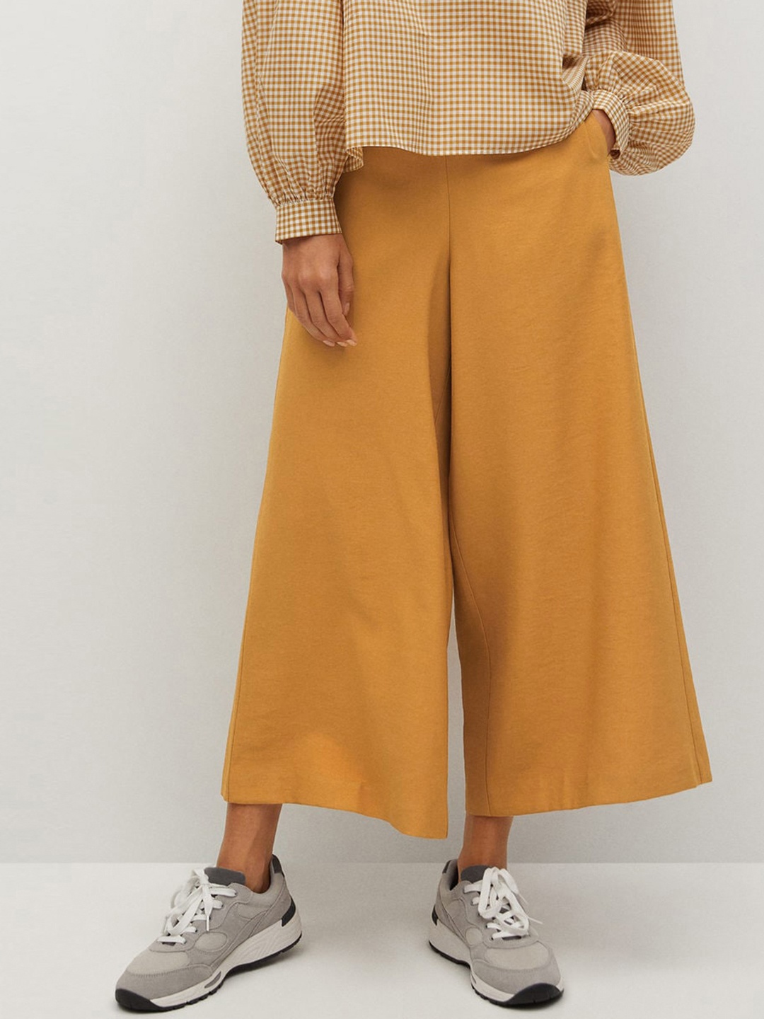 

MANGO Women Mustard Regular Fit Solid Culottes
