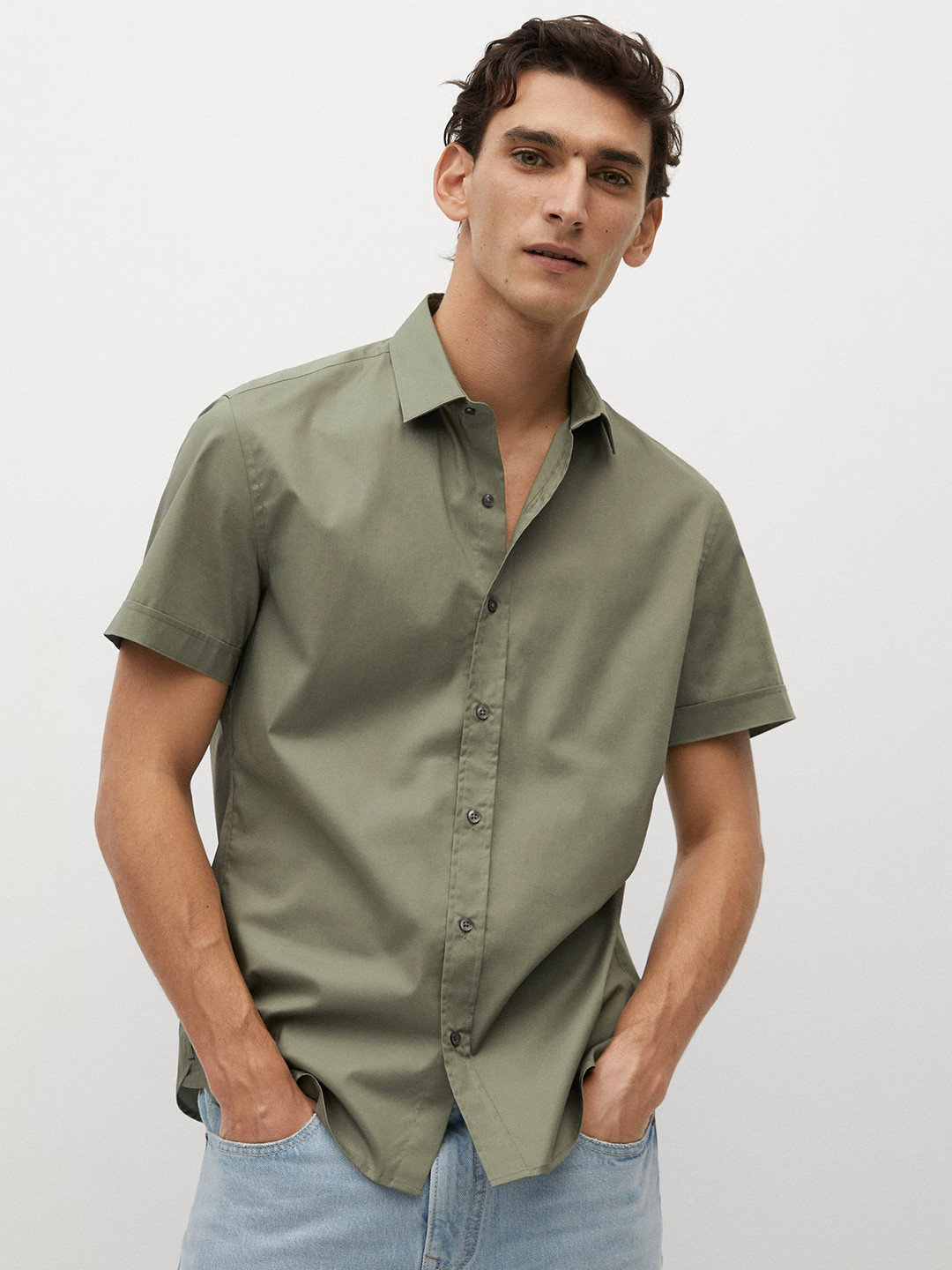 

MANGO MAN Sustainable Green Regular Fit Solid Casual Shirt