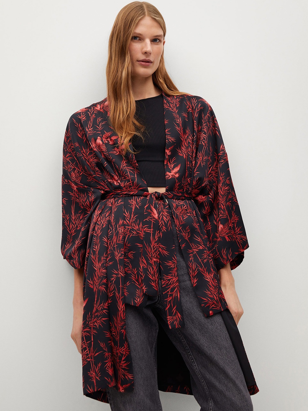 

MANGO Women Black & Red Tropical Printed Shrug