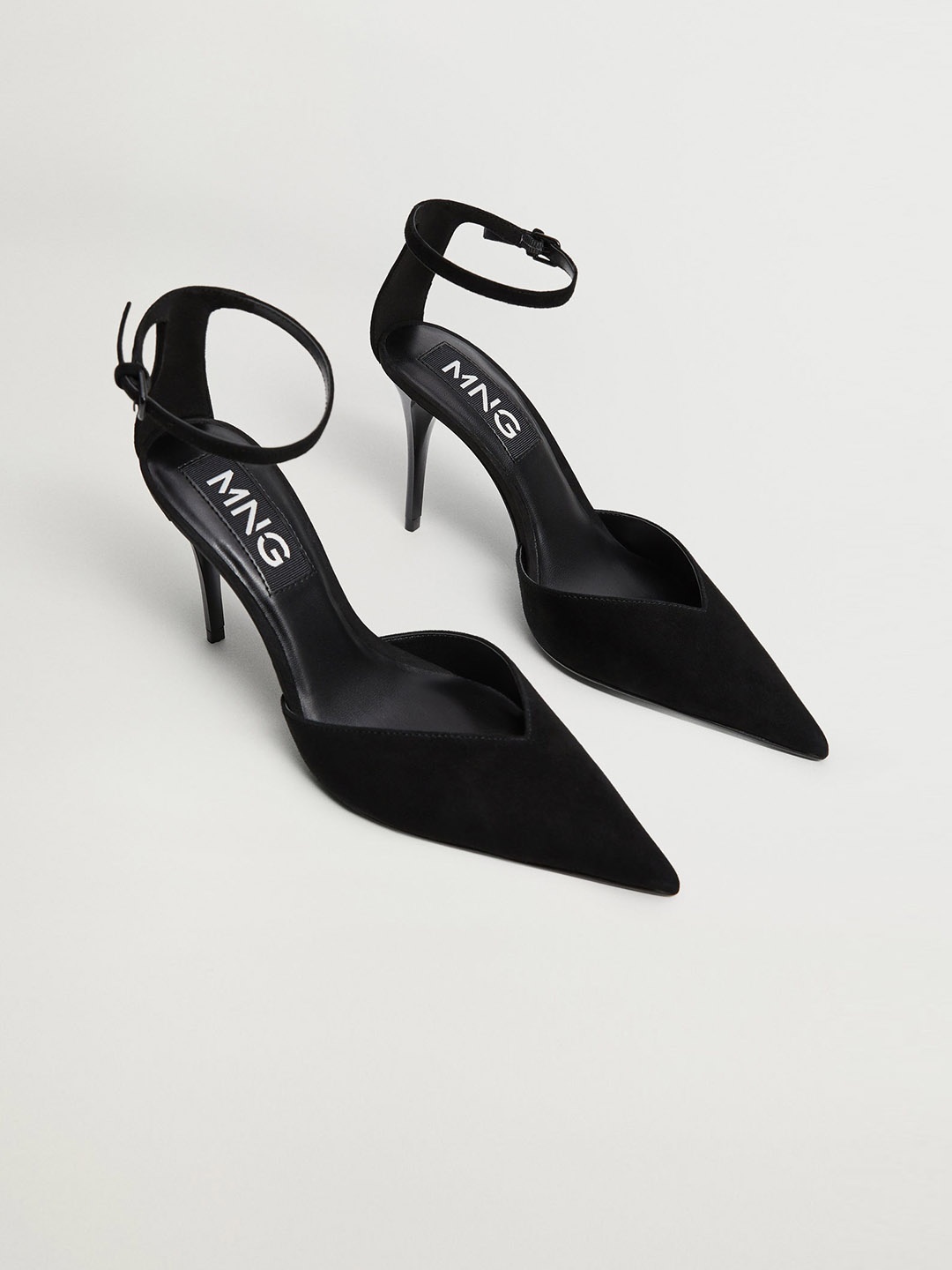 

MANGO Women Black Solid Sustainable Leather Pumps