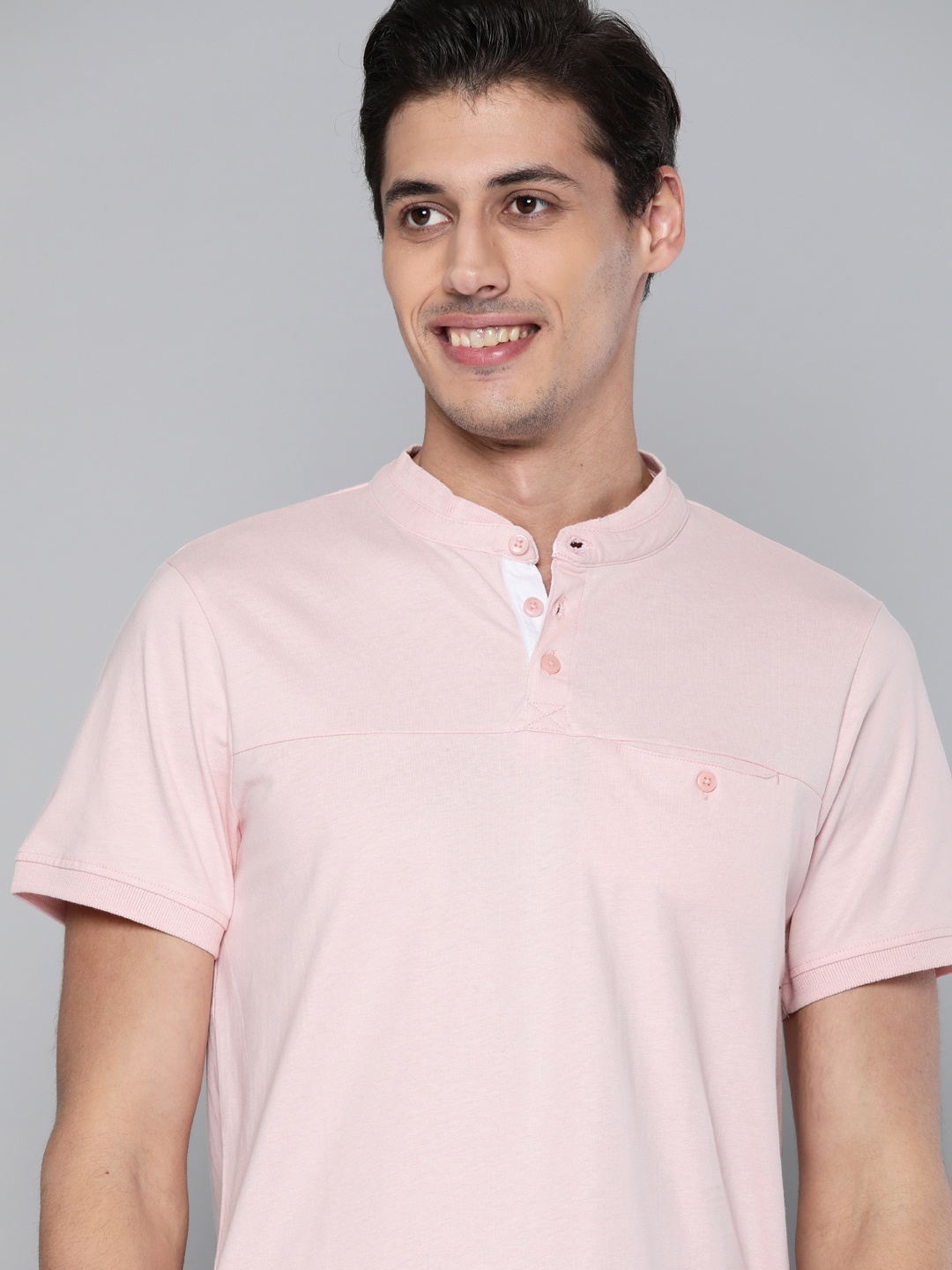 

Mast & Harbour Men Pink Pure Cotton Solid T-shirt