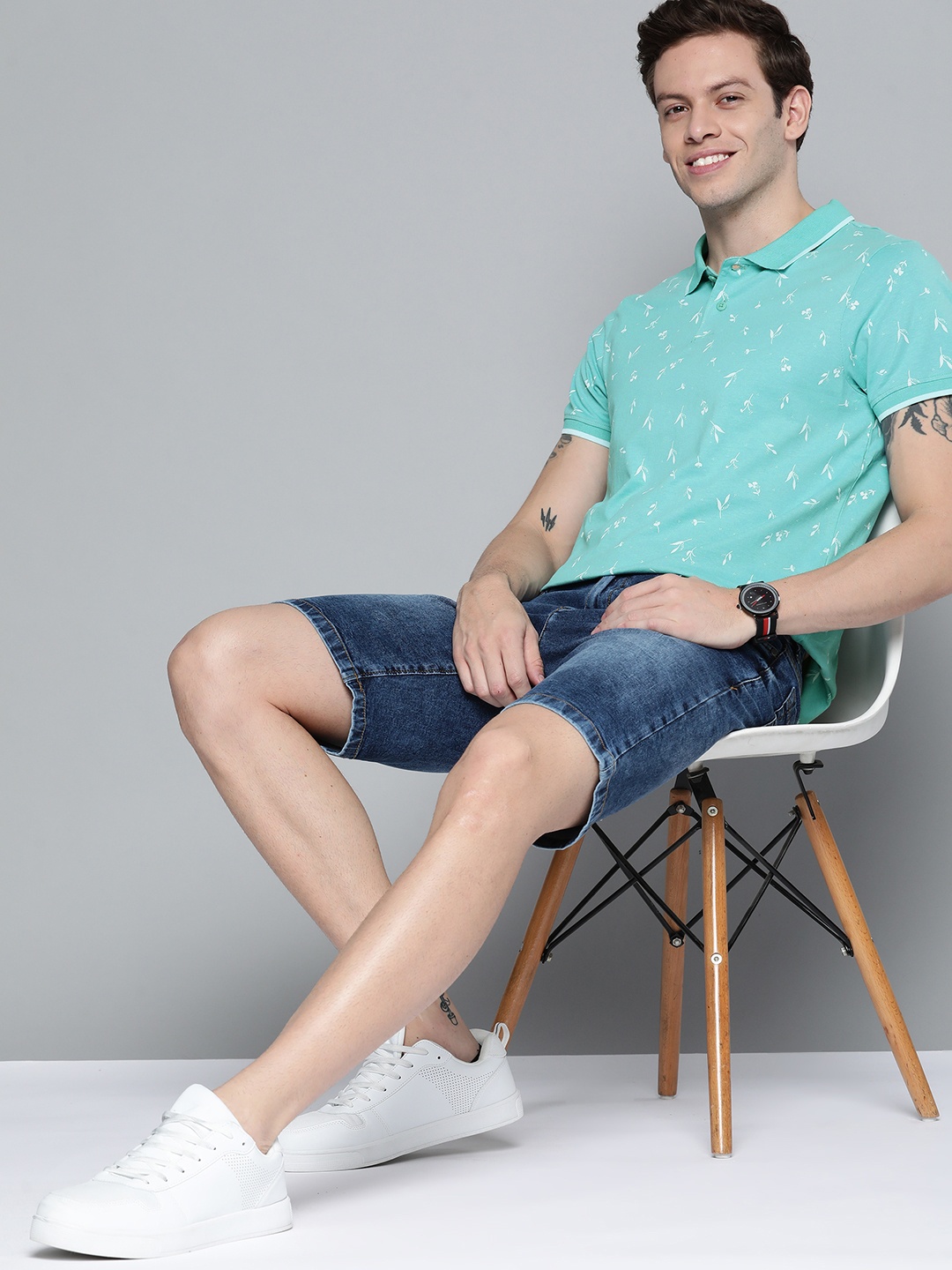 

Mast & Harbour Men Blue & White Leaf Print Polo Collar Pure Cotton T-shirt