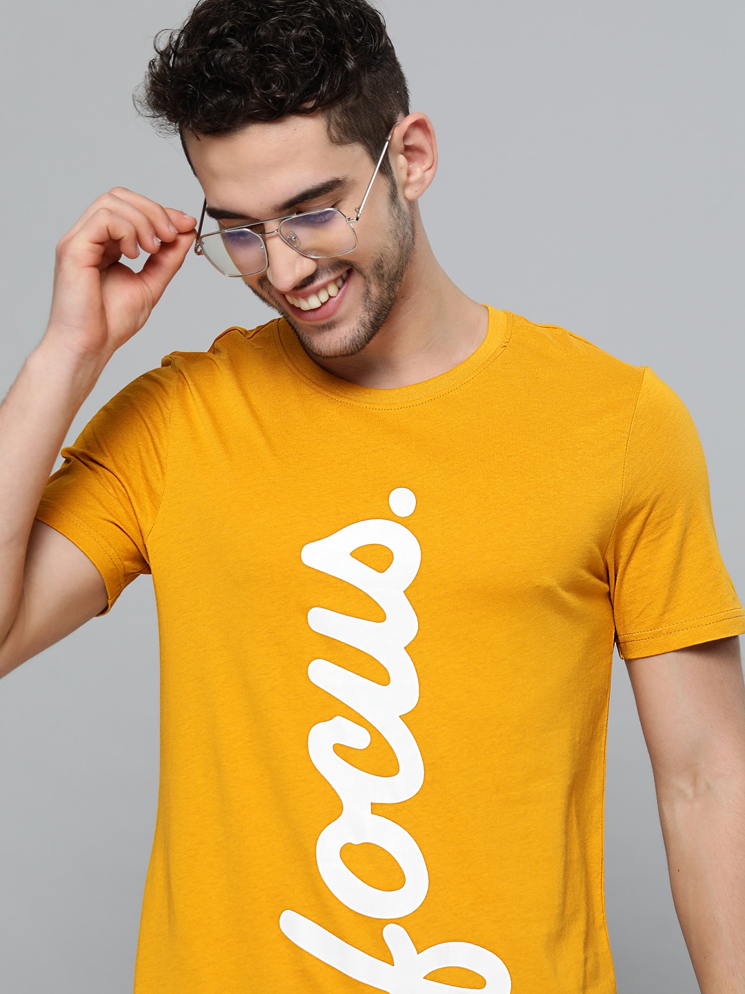 

Mast Harbour Men Mustard Yellow White Printed Round Neck Pure Cotton T-shirt