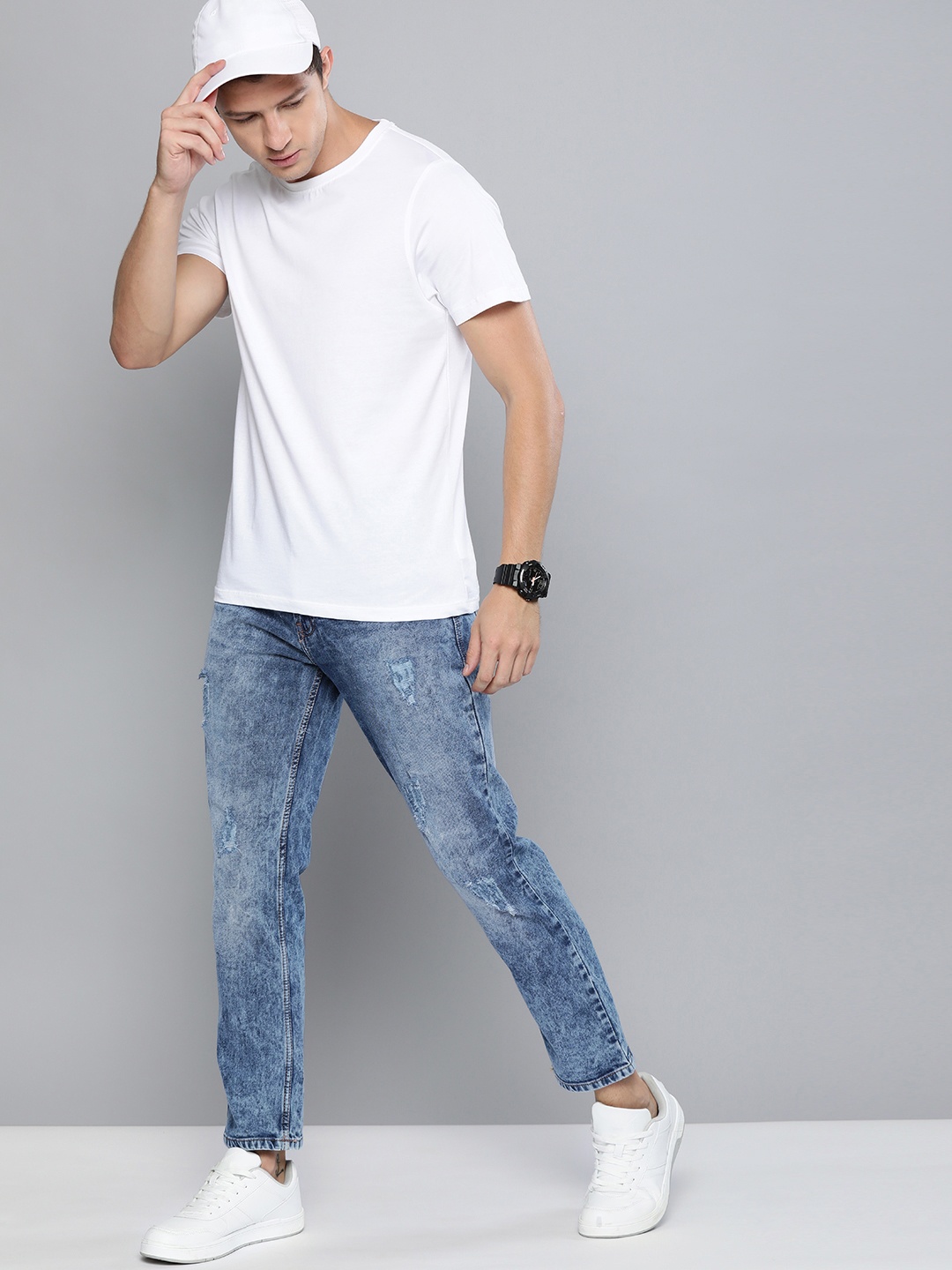

Harvard Men Blue Slim Fit Mid-Rise Mildly Distressed Stretchable Jeans