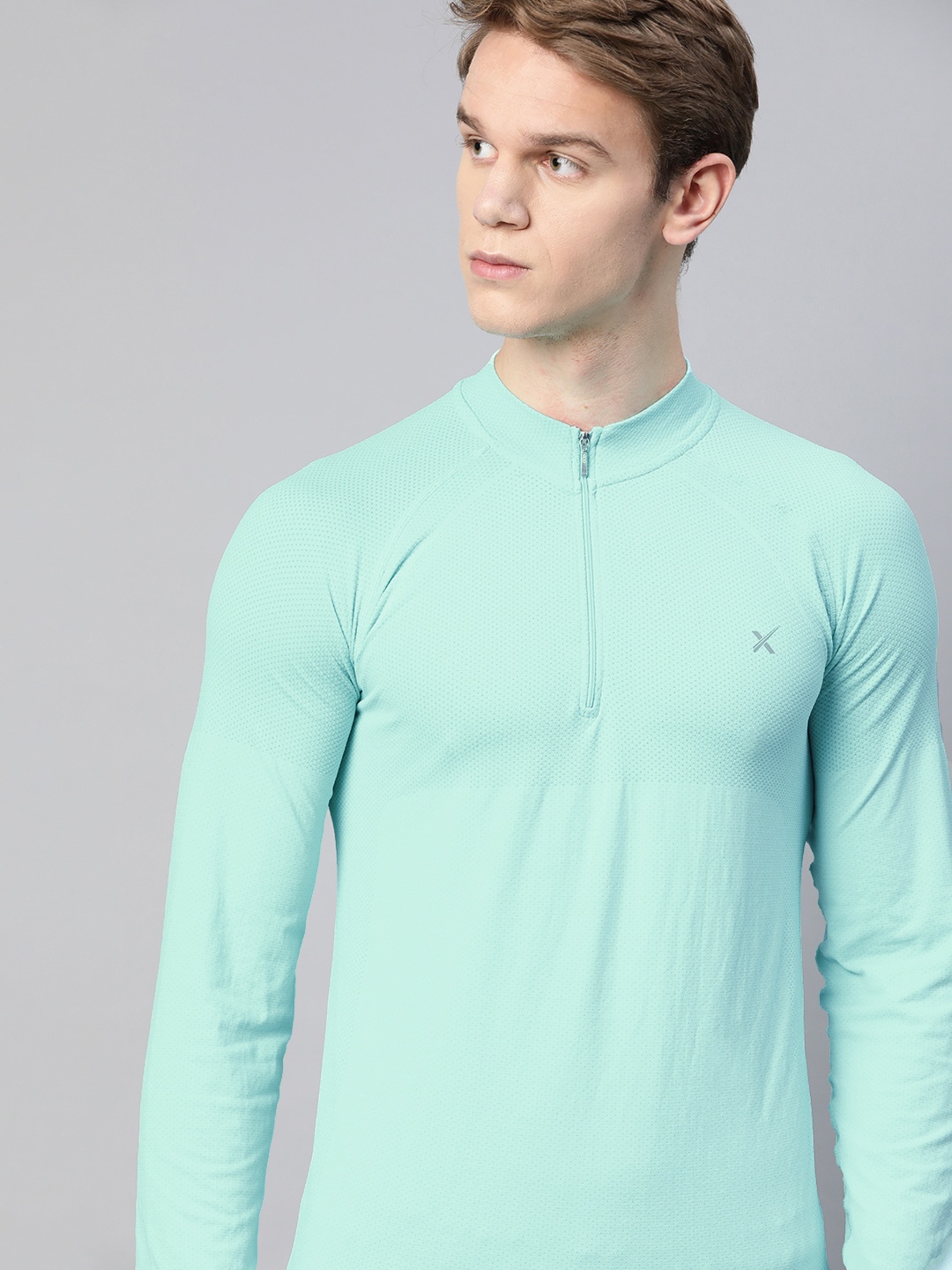 

HRX By Hrithik Roshan Men Tranquility blue Solid Seamless Rapid-Dry Training Jackets