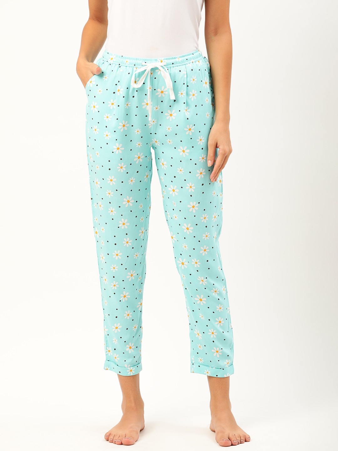 

DressBerry Women Blue & White Floral Print Cropped Lounge Pants