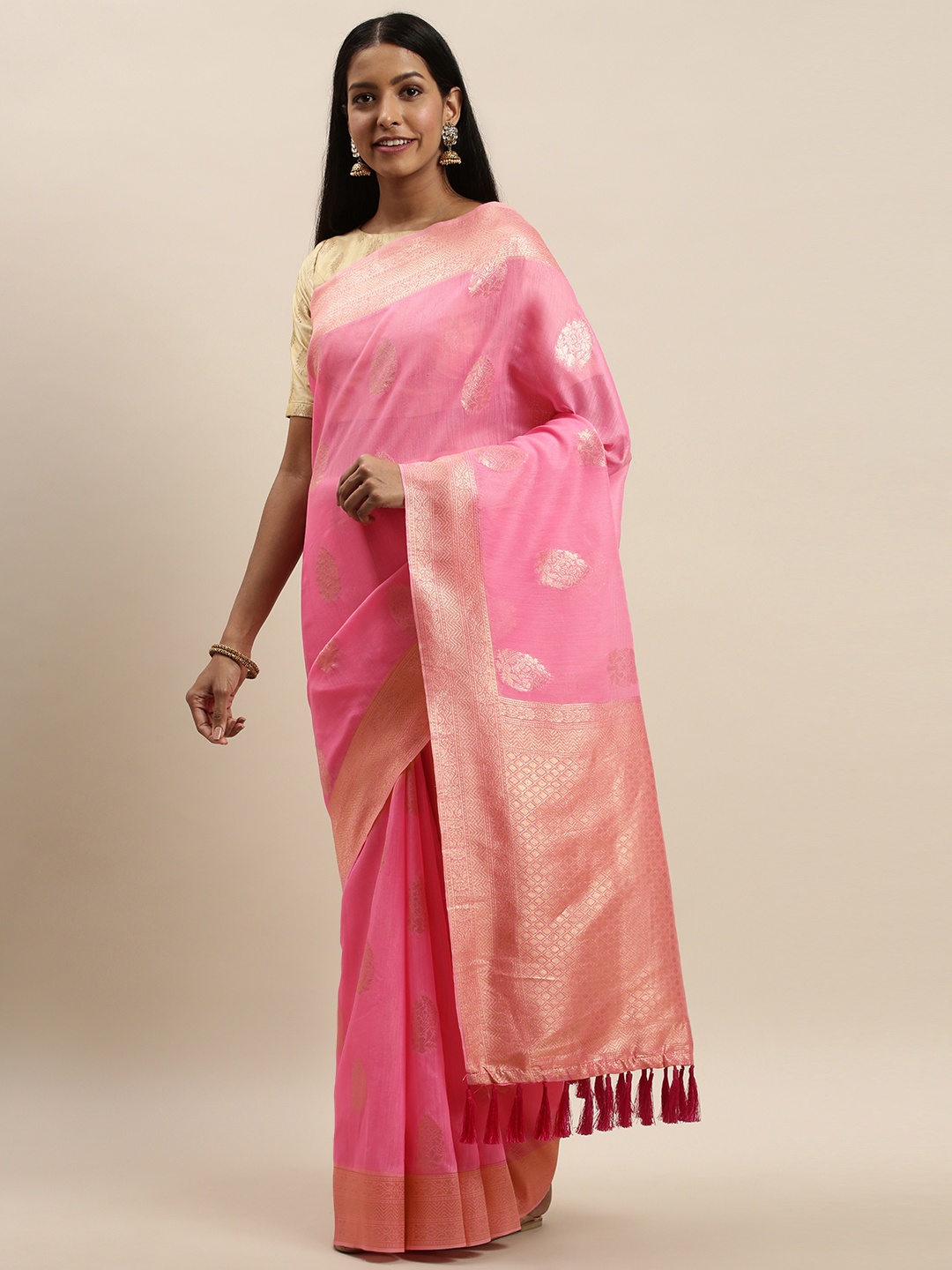 

VASTRANAND Pink & Gold-Toned Woven Design Saree
