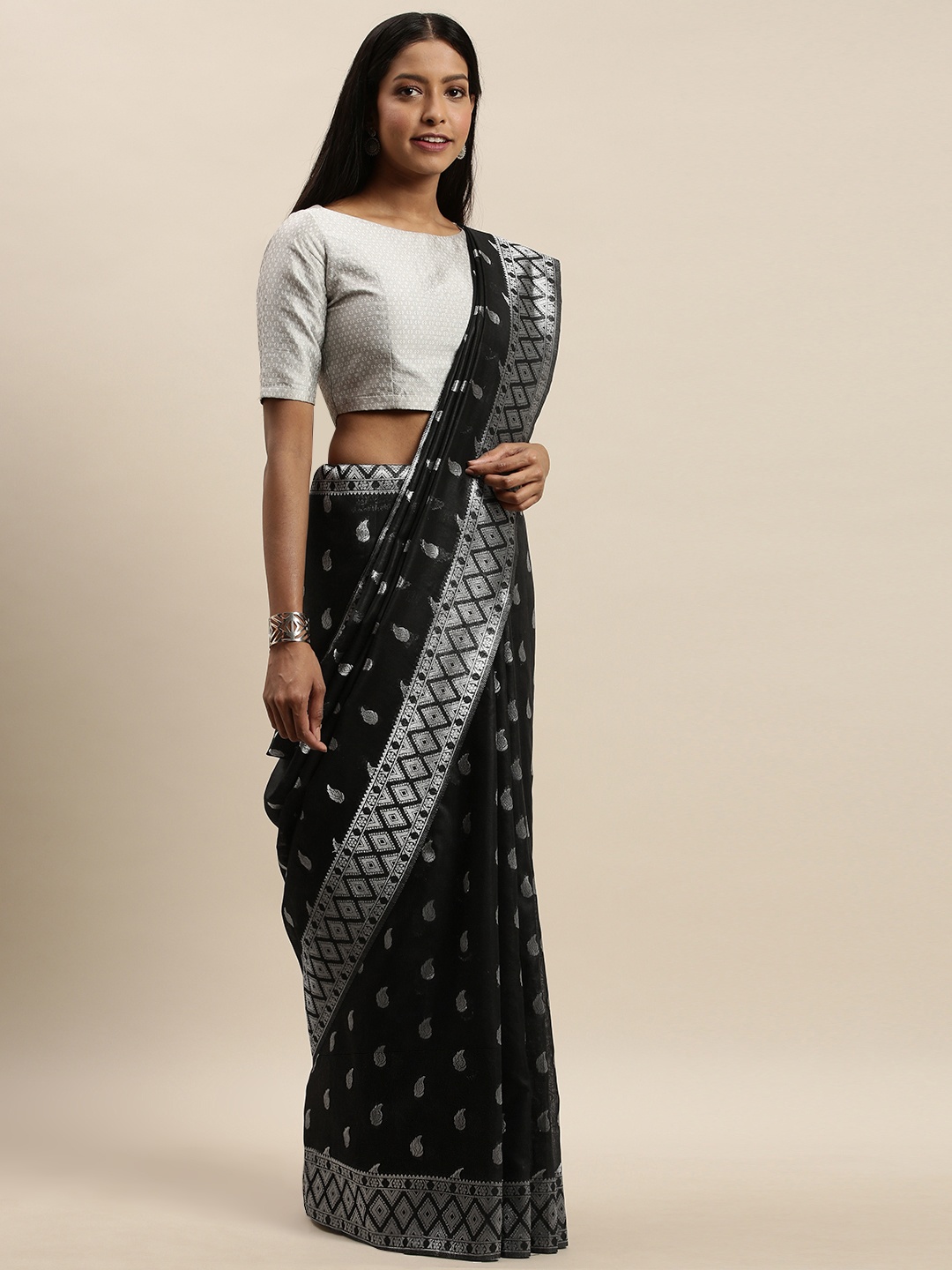 

VASTRANAND Black & Silver-Toned Woven Design Saree