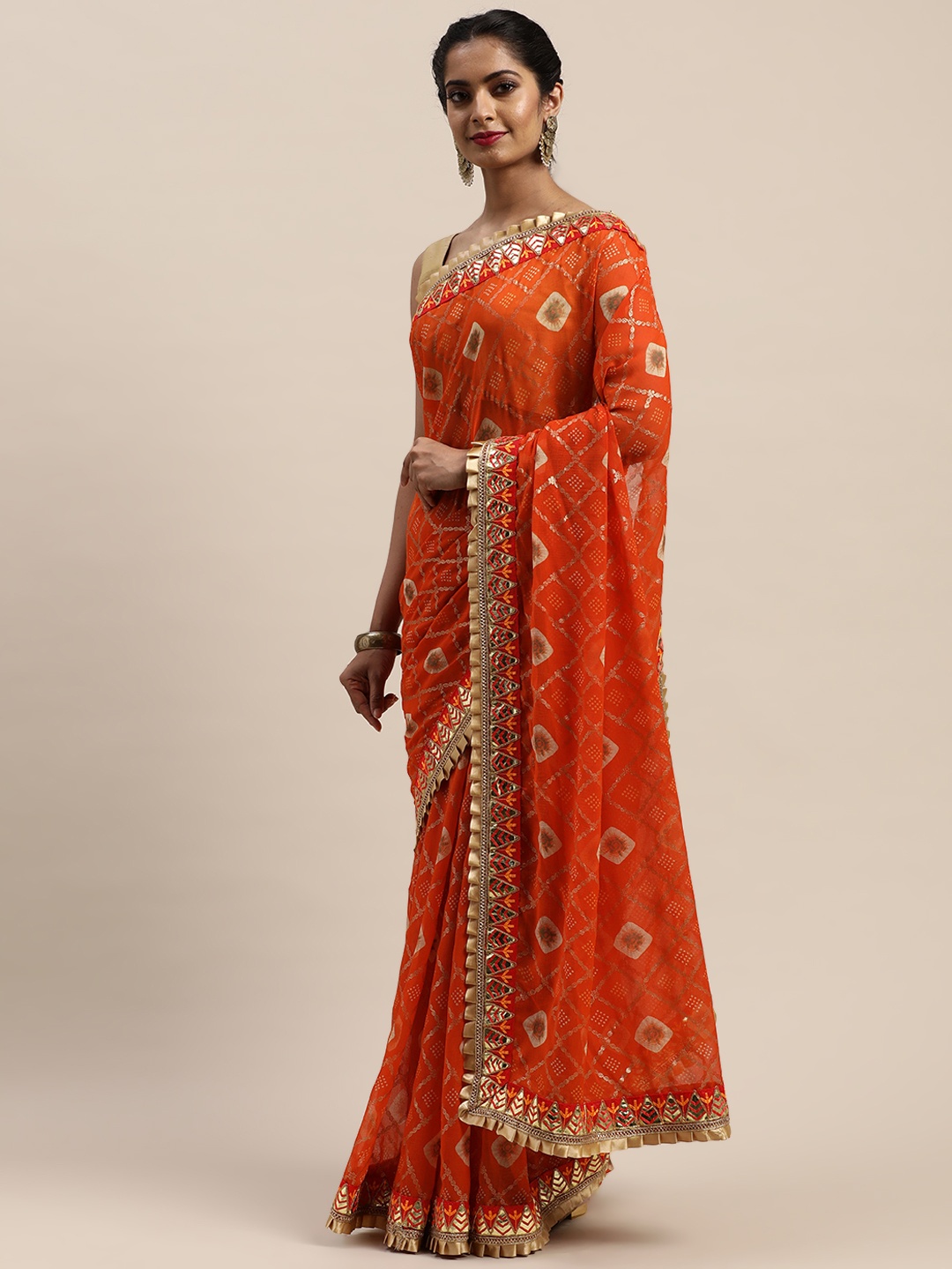 

VASTRANAND Orange& Gold-Toned Printed Bandhani Saree