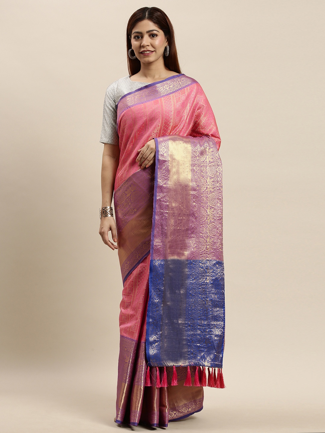 

VASTRANAND Peach-Coloured & Gold-Toned Woven Design Banarasi Saree