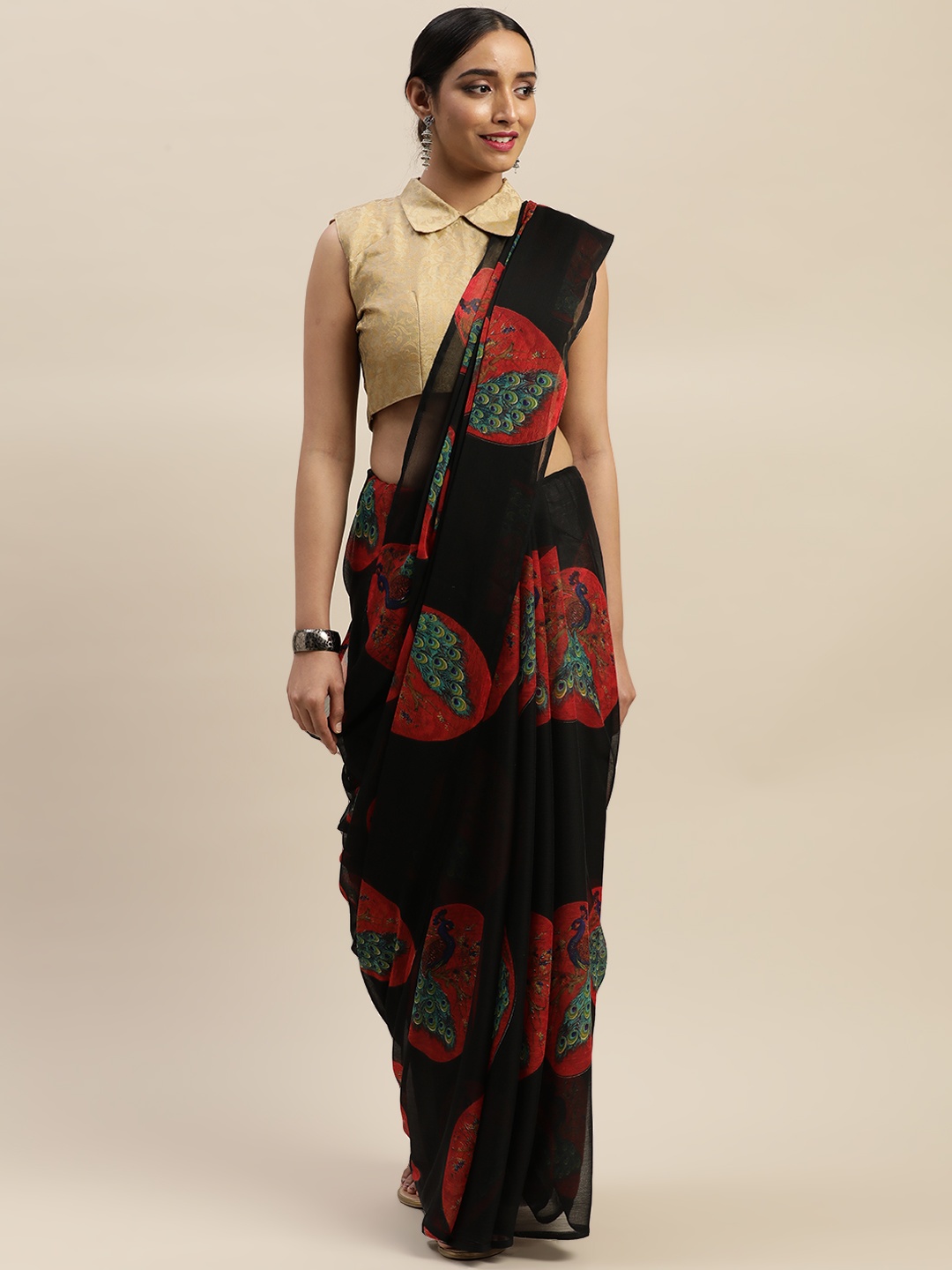 

LADUSAA Black & Red Printed Saree