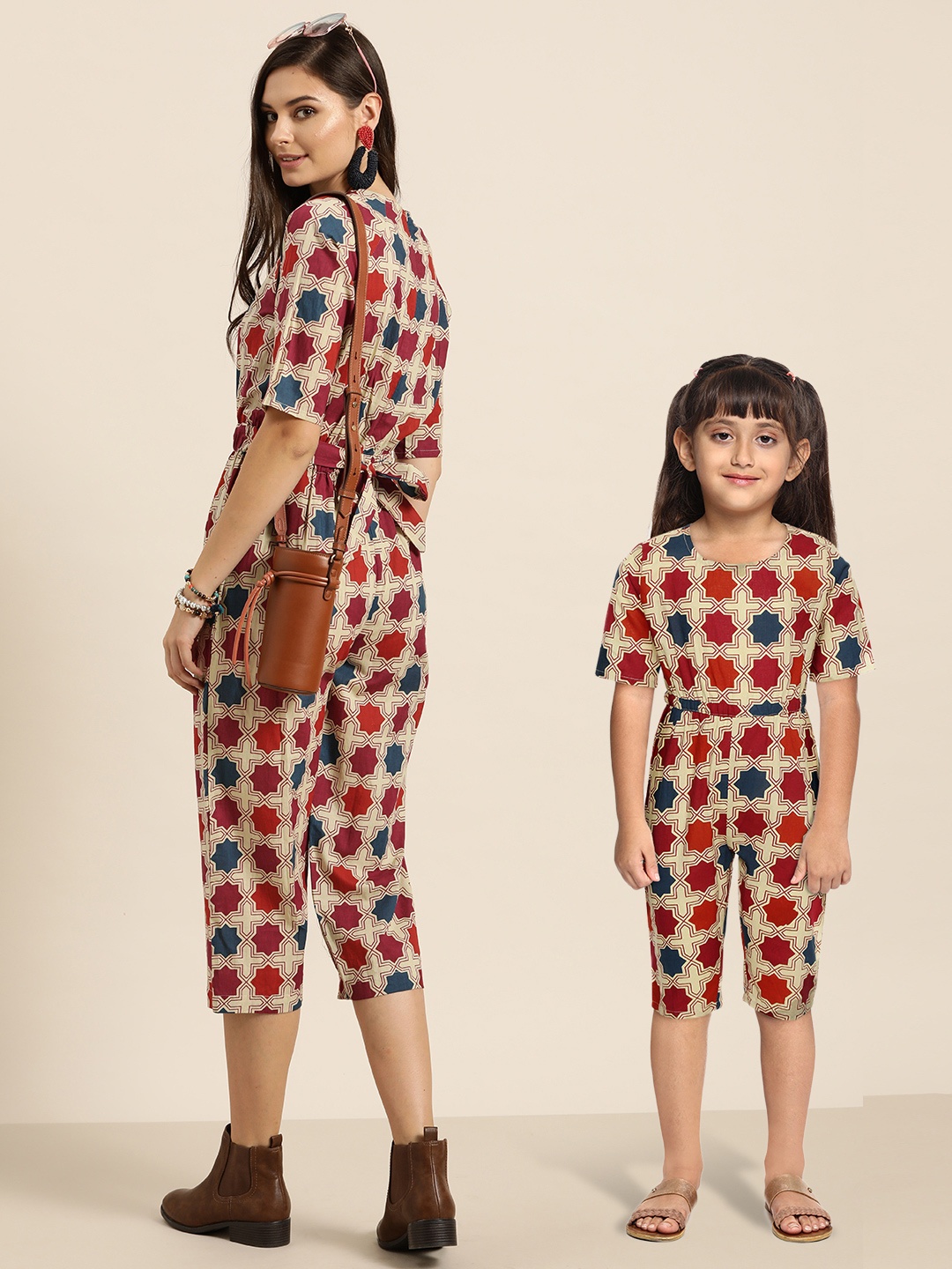 Sangria Girls Beige & Maroon Pure Cotton Geometric Print Jumpsuit