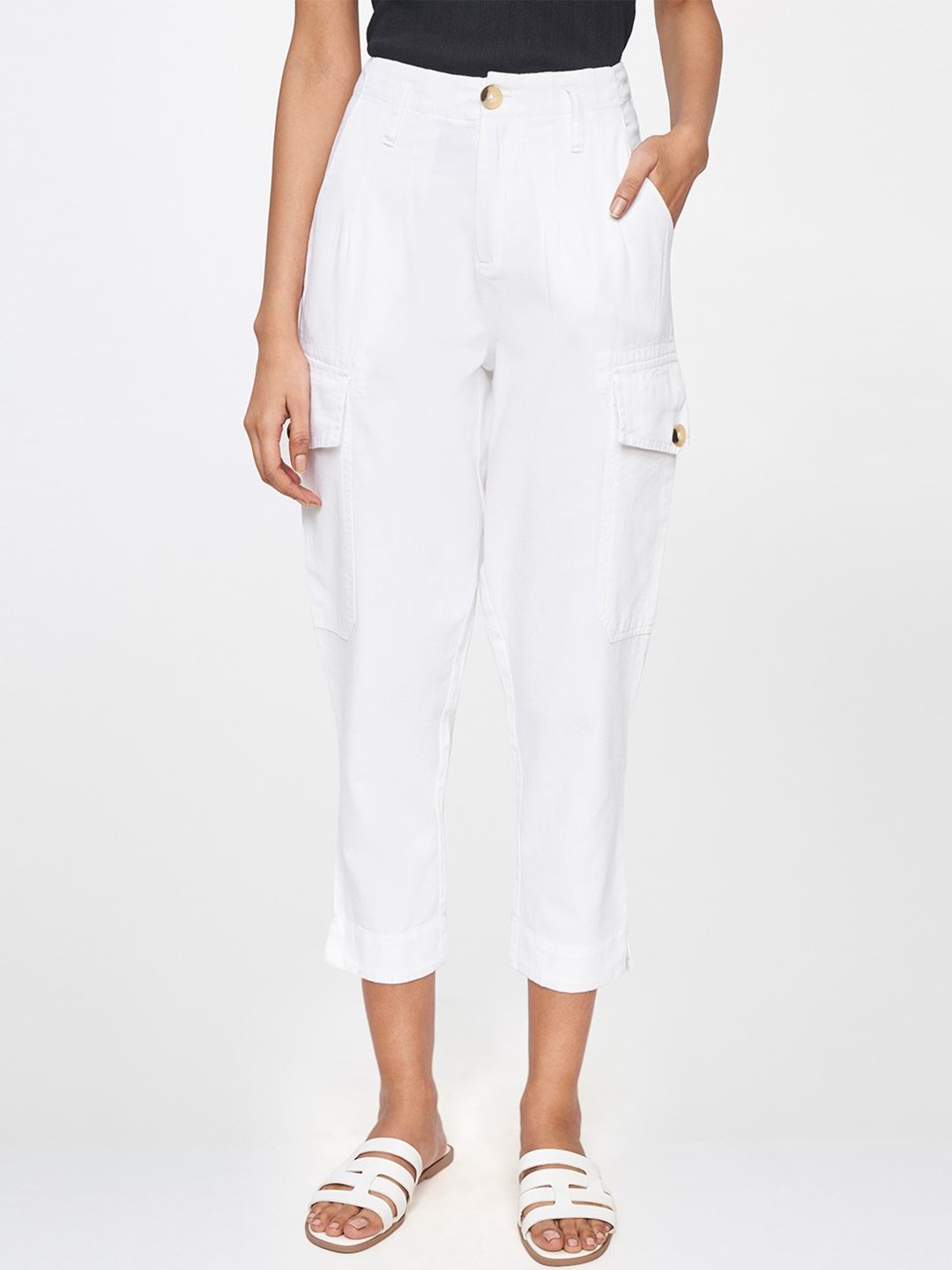 

AND Women White Regular Fit Solid Cropped Cargos