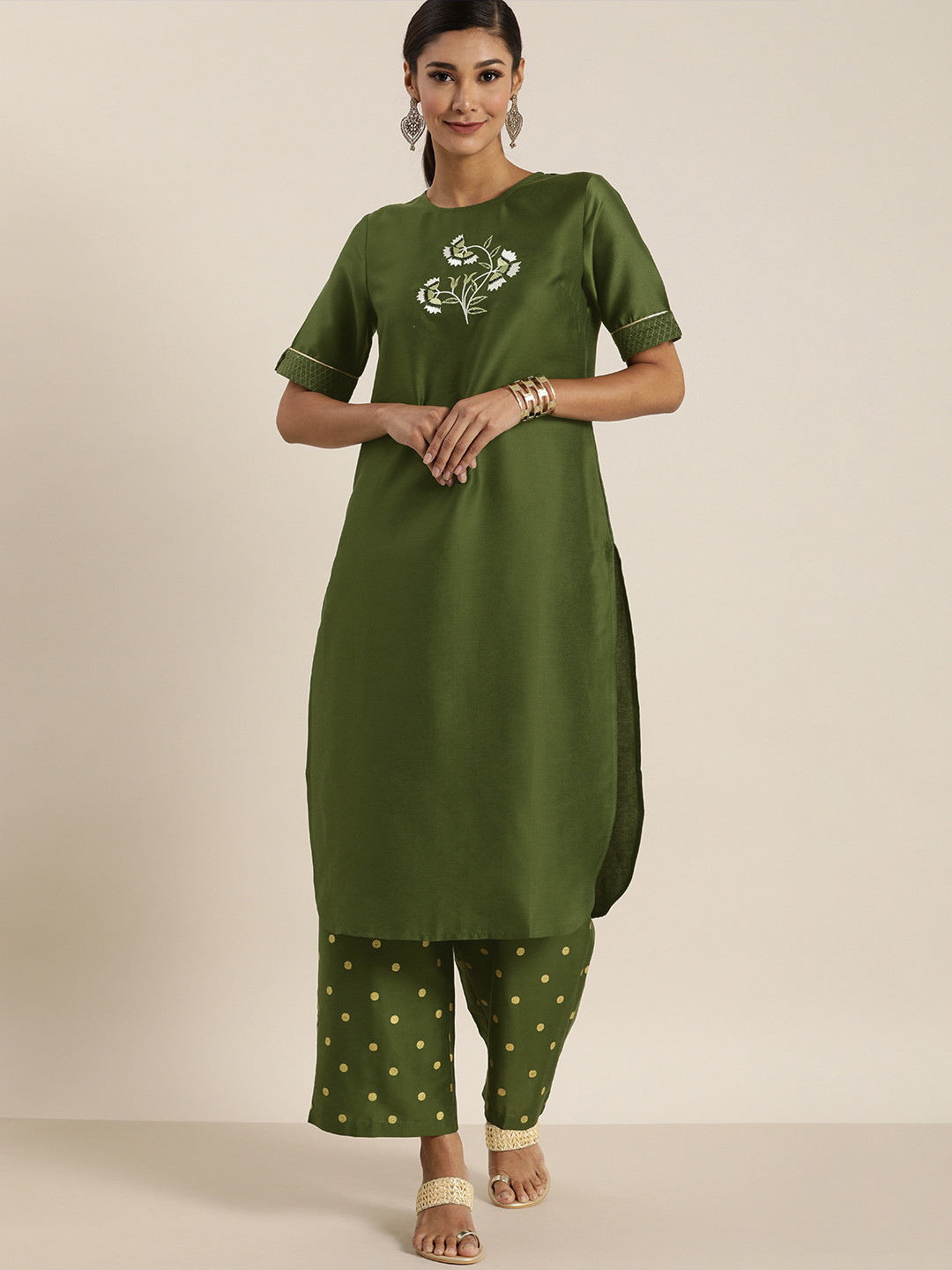 

all about you Women Green Embroidered Kurta with Palazzos