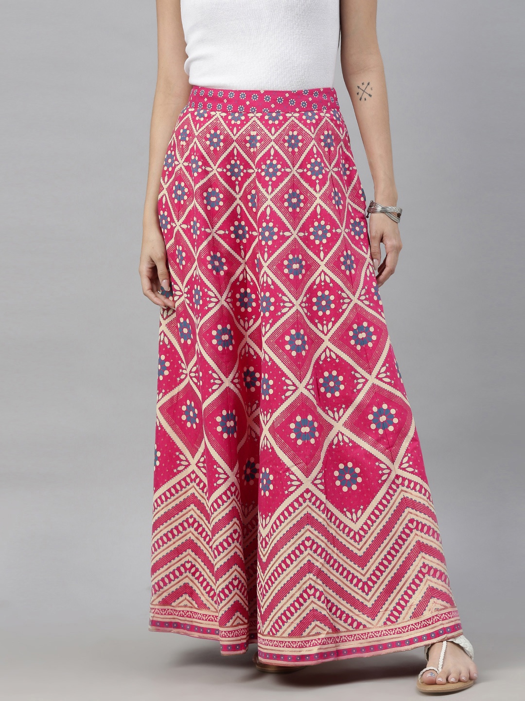 

Global Desi Woman's Pink and Beige Floral Printed Skirt